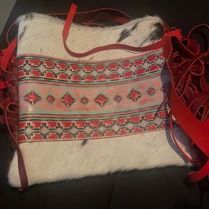 Purchased from TTT leather goods . Never used . I’m not sure of the length .